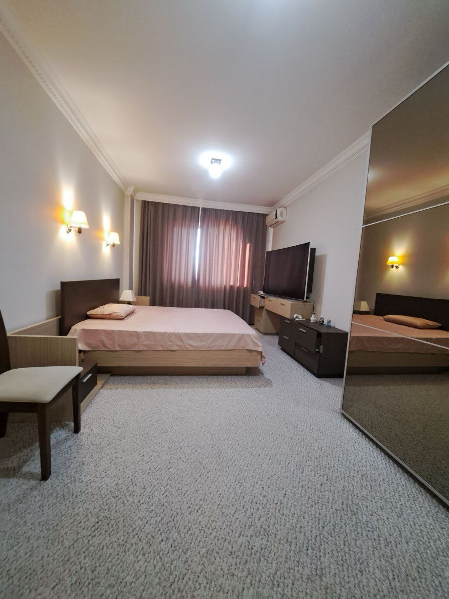 Apartament cu 2 camere, 127 m², Centru, Chișinău foto 5