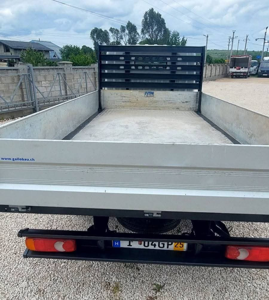 Nissan Cabstar  foto 5