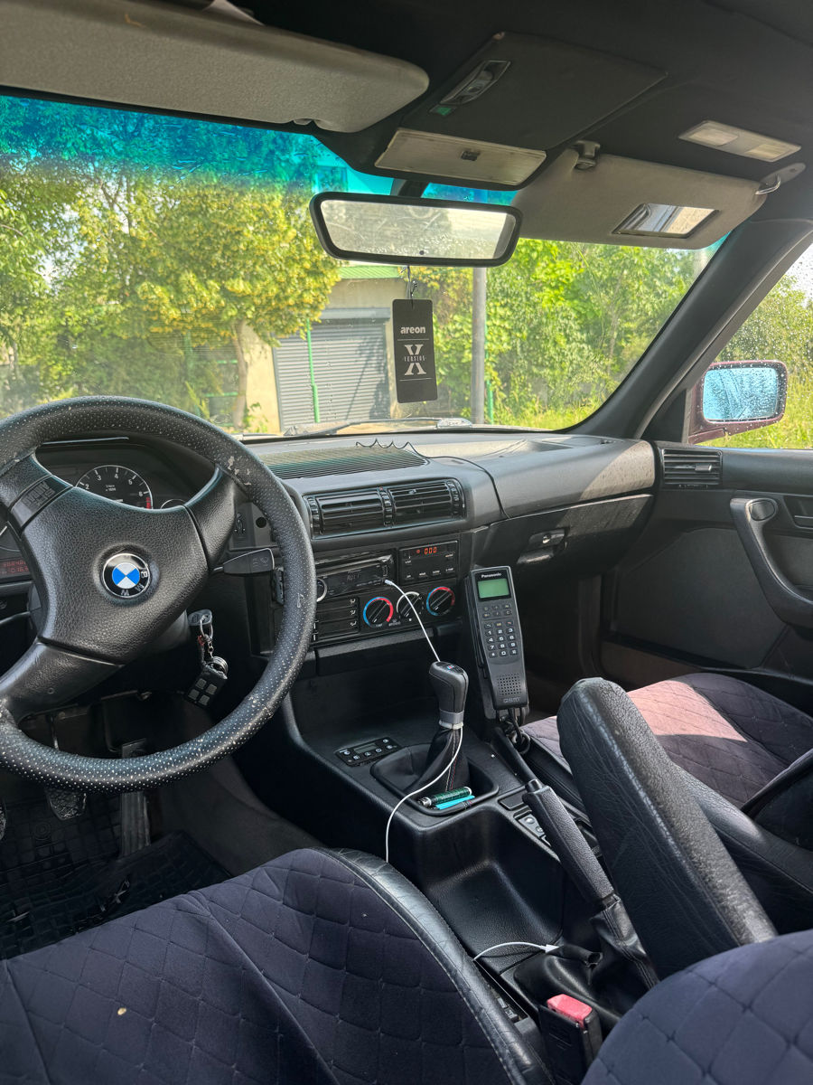 BMW 5 Series foto 6