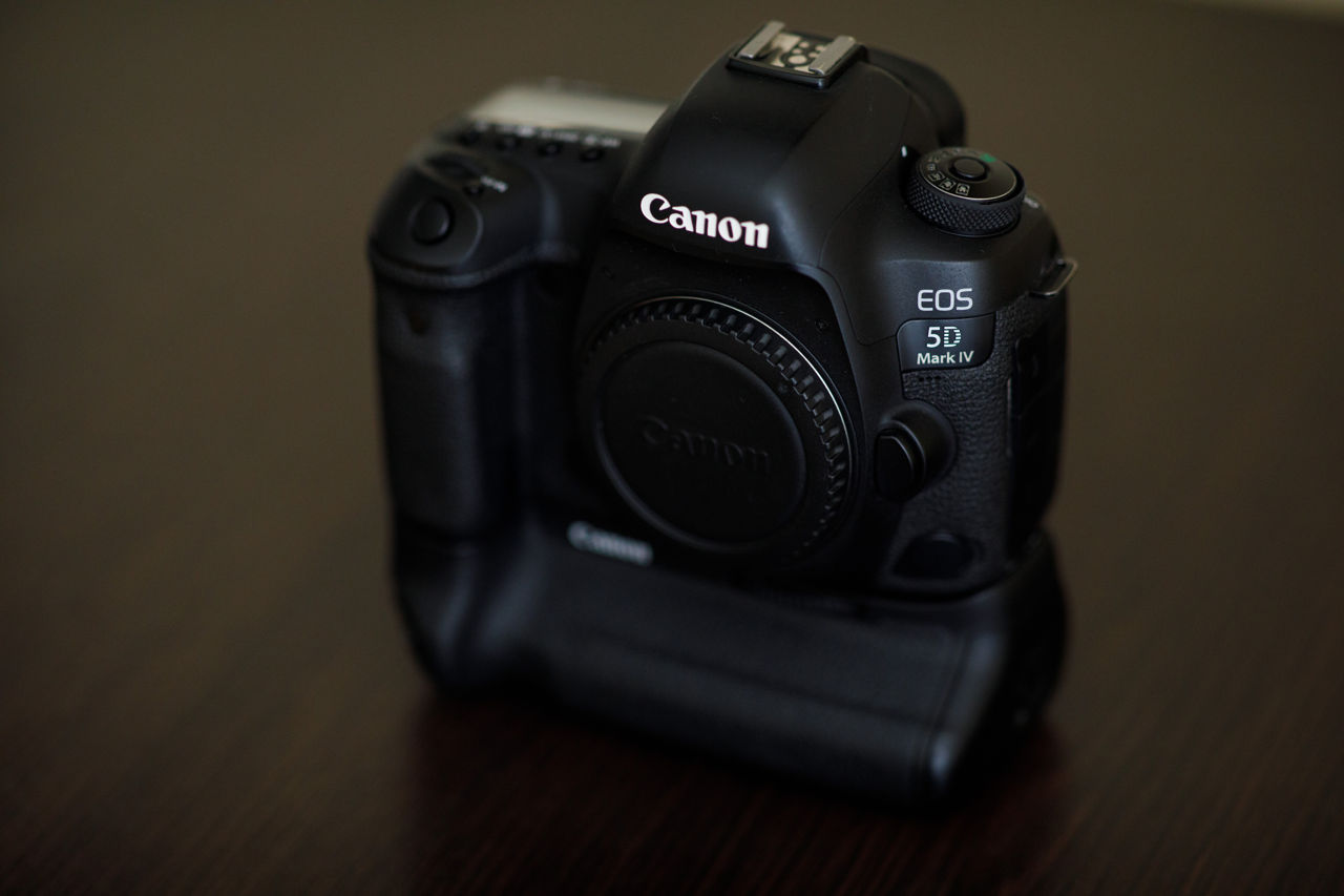 Canon 5D Mark IV  foto 2