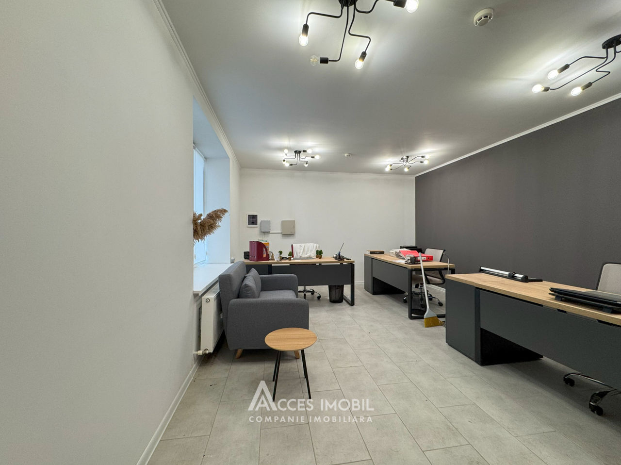 Casă în 2 nivele! str. Liviu Rebreanu, Ciocana, 150m2 + 6 ari! Euroreparație! foto 1