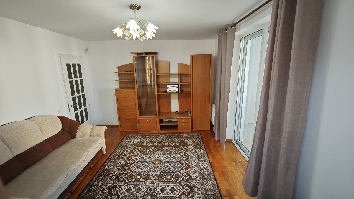 Apartament cu 3 camere, 75 m², Râșcani, Chișinău foto 3