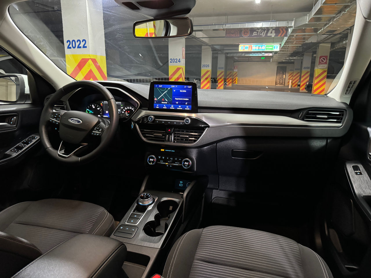 Ford Kuga foto 12