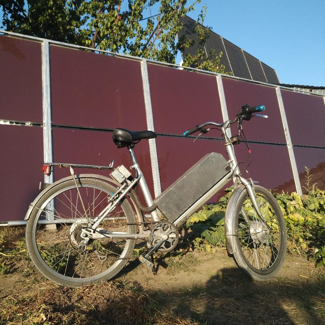 электровелосипед полный привод 800w 2 motora 550e, s 1 motorom - 500e.