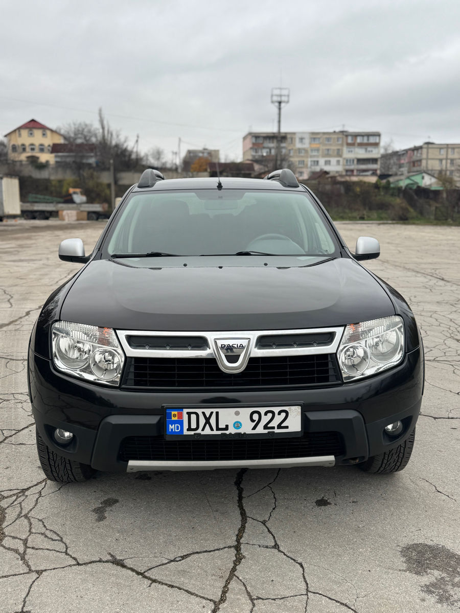 Dacia Duster 2011 г. с пробегом 174890 км, Дизель, 6990 €