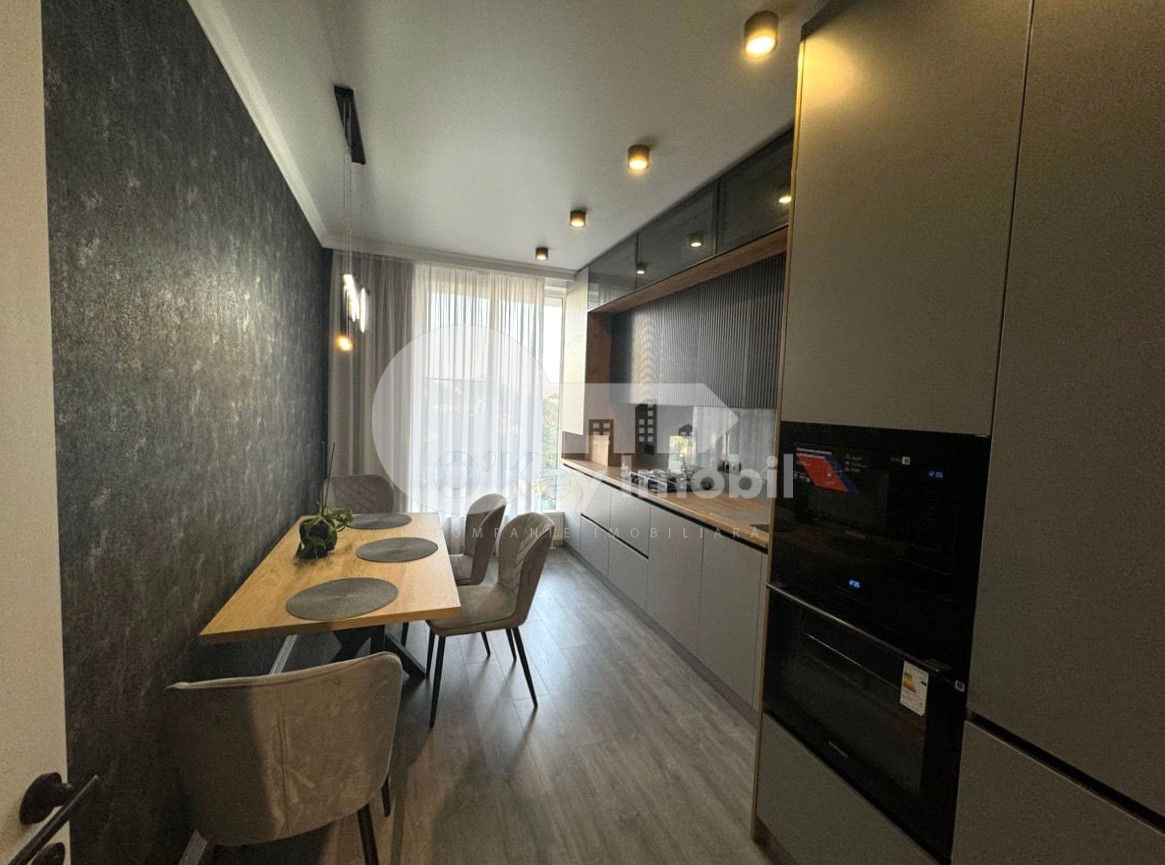 Apartament cu 2 camere, 67 m², Centru, Chișinău foto 4