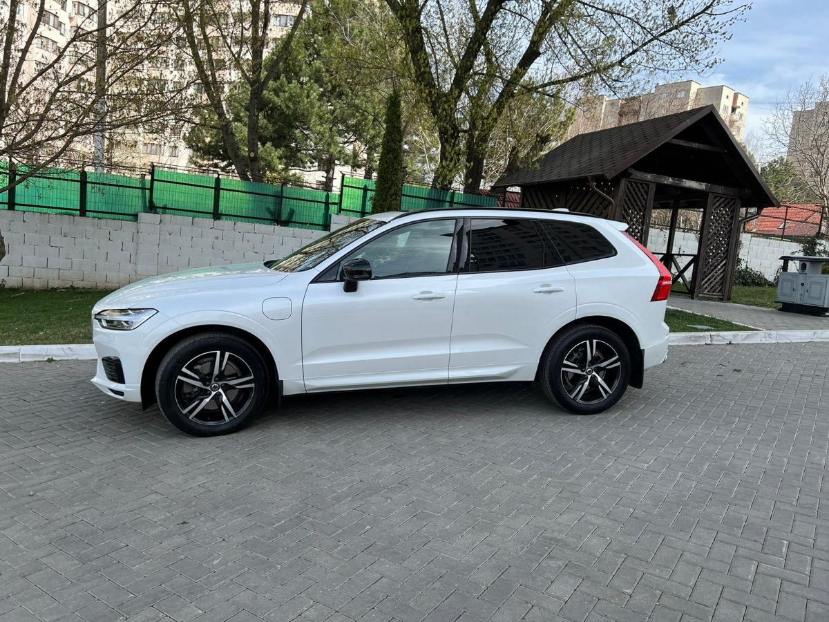 Volvo XC60 foto 0