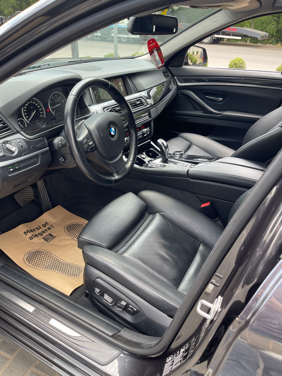 Разбераю BMW f11 n20b20 xDrive foto 6