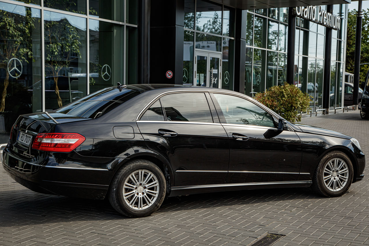 VIP auto Mercedes S-Class,E-Class,Prado,Skoda Superb,Mercedes Viano ,BMW 7! foto 4