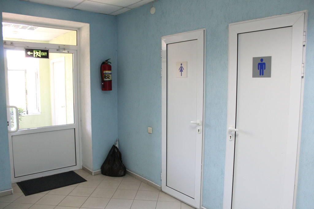 Oficii în chirie! Centru! 12 - 80m2! 10 euro/m2 + comunale! foto 2