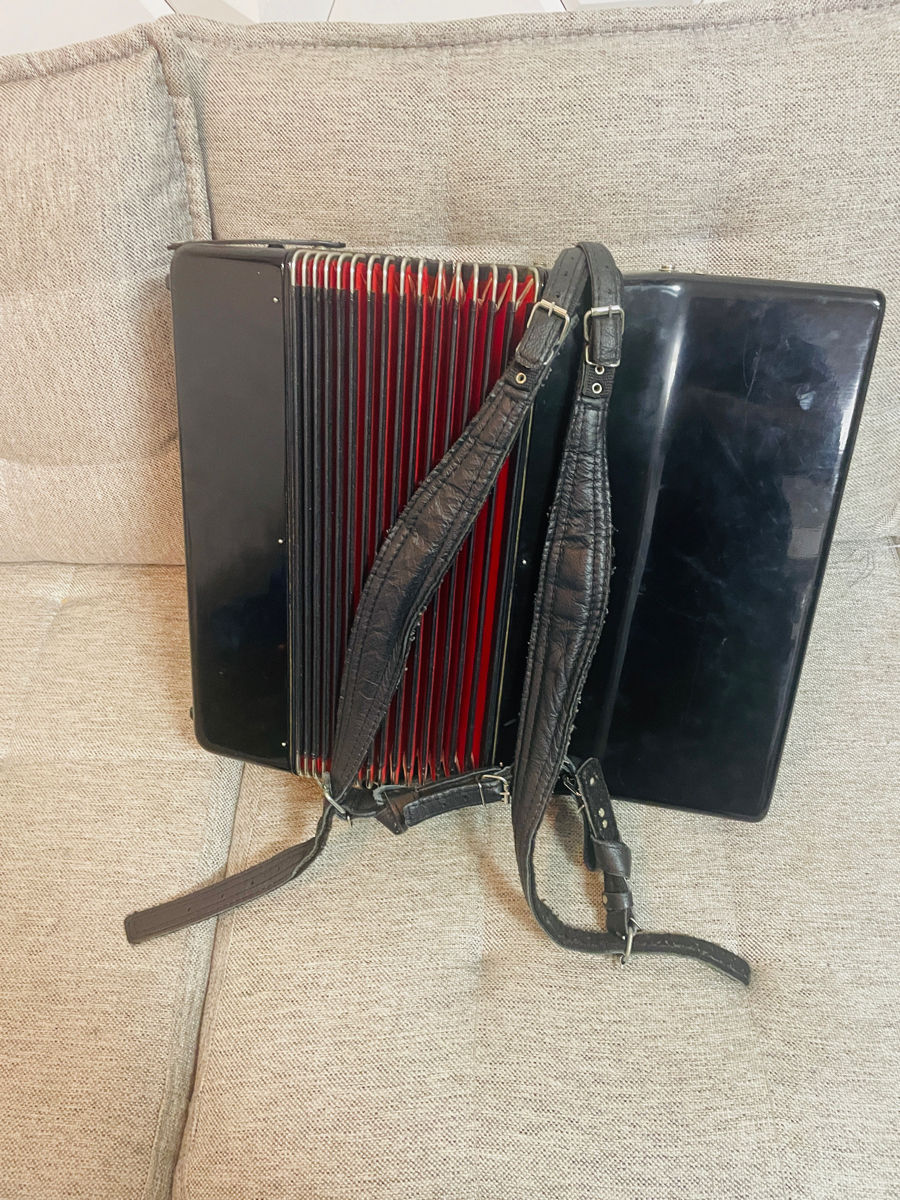 Acordeon weltmeister meteor 80b foto 3