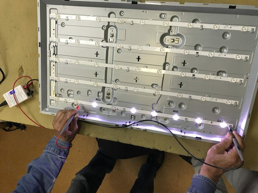 Reparatia televizoarelor.Ремонт телевизоров. 4k UHD,LCD, LED, Smart-TV,3D. Ремонт LED подсветки. фото 1