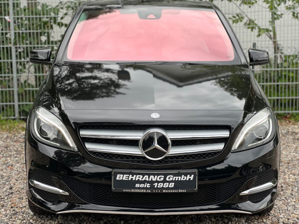 Mercedes B-Class 2016 г. с пробегом 141000 км, Электричество, 7770 €