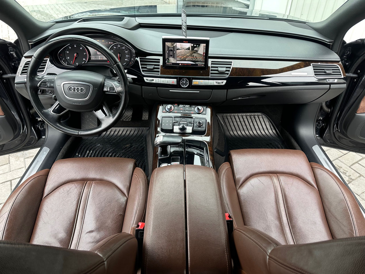 Audi A8 foto 8