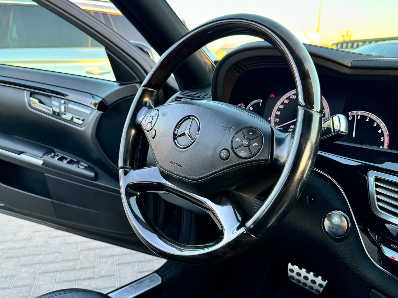 Mercedes S-Class foto 8