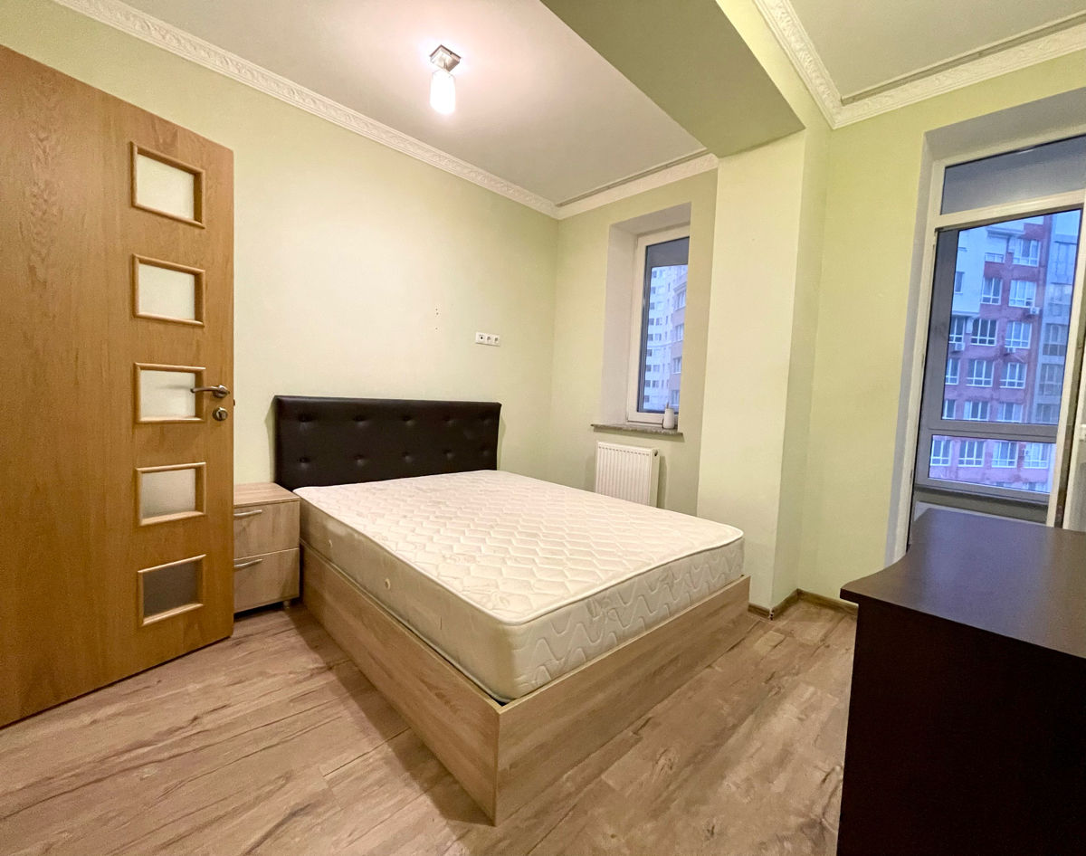 Apartament cu 4 camere, 97 m², Centru, Chișinău foto 4