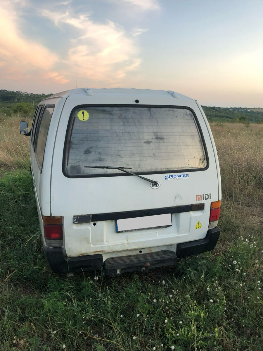 Isuzu Midi foto 3