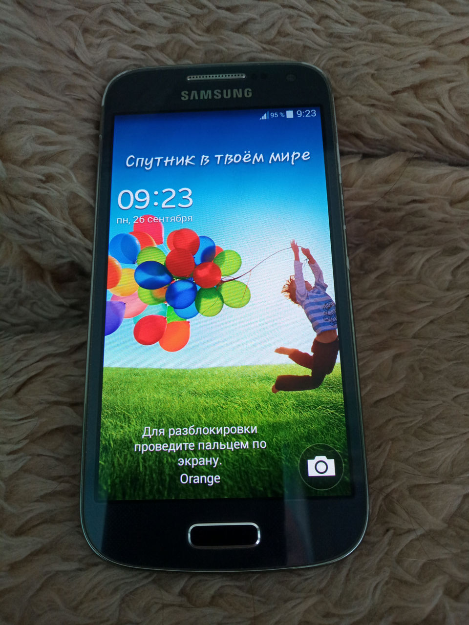 Samsung Galaxy S4 mini.GT-I9195.Amoled.NFC.Всё рабочее.Новая батарея.Аккуратно  пользовался пож