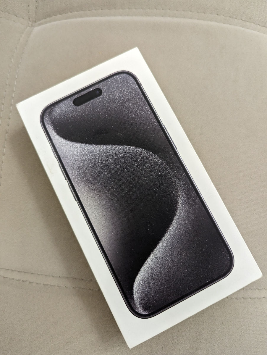 iPhone 15 Pro   1TB foto 0