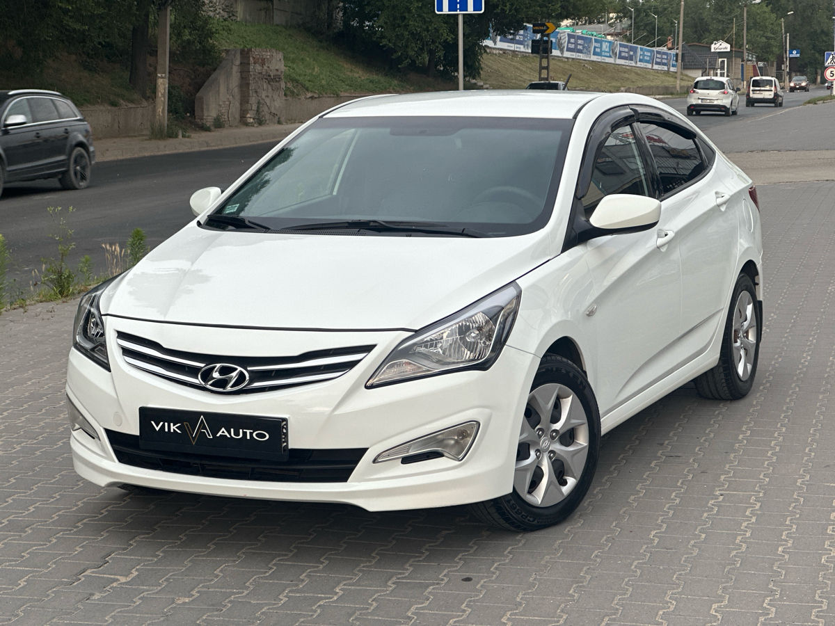 Hyundai Solaris фото 0