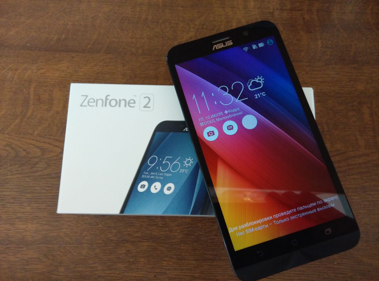 Asus ZenFone 2, 4Gb Ram, 32Gb память (новый), подарки