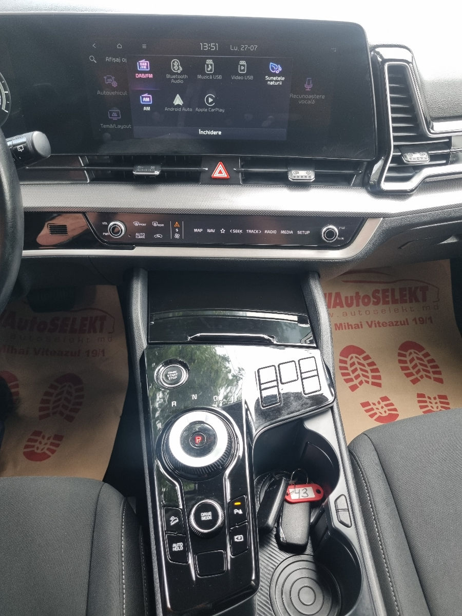 KIA Sportage 2023 photo 16