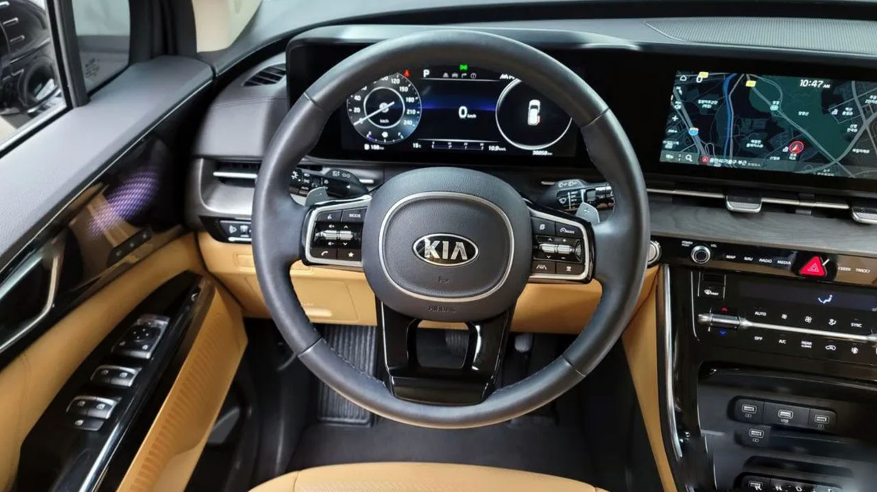 KIA Carnival foto 5