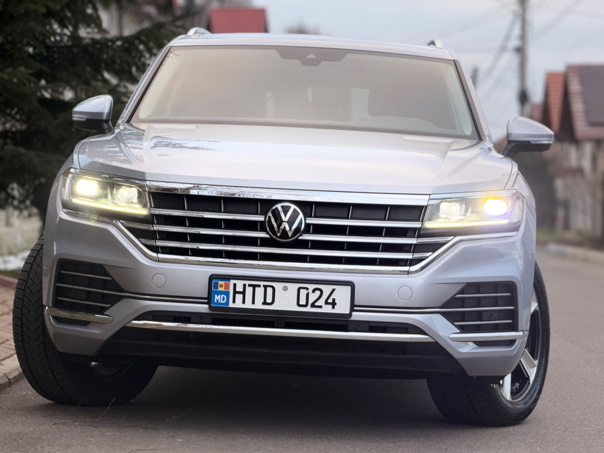 Volkswagen Touareg foto 3