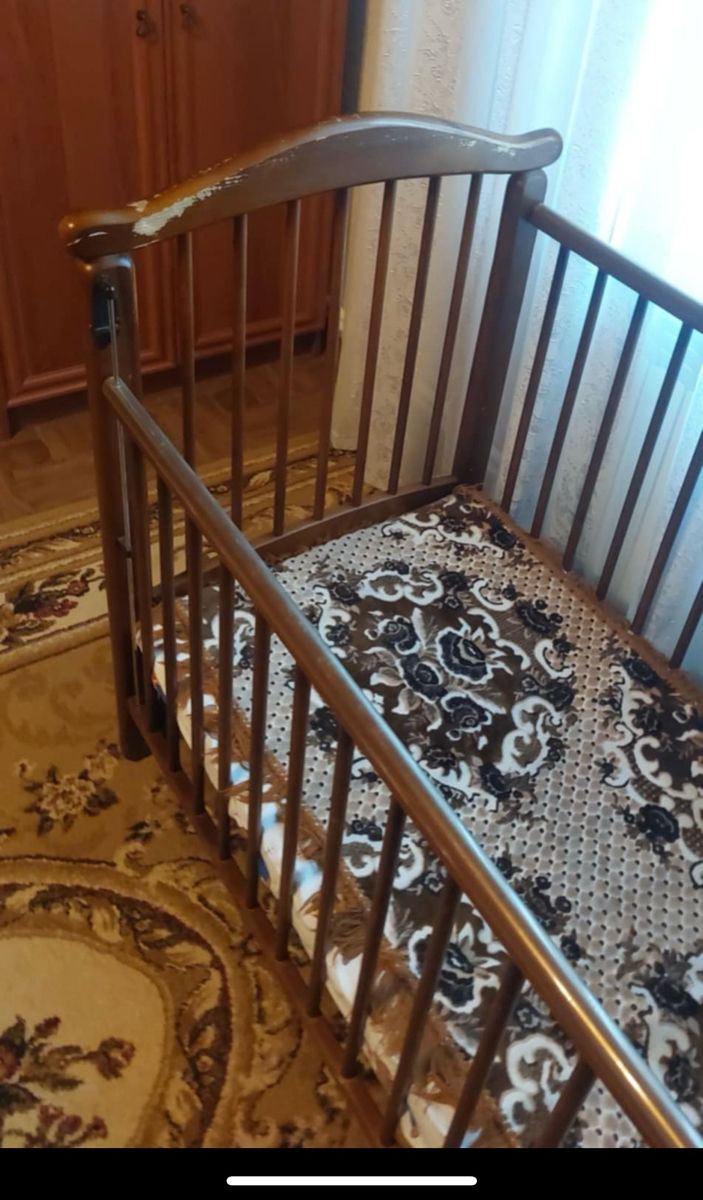 Pătucuri cu sistem de legănare pentru bebeluși foto 2