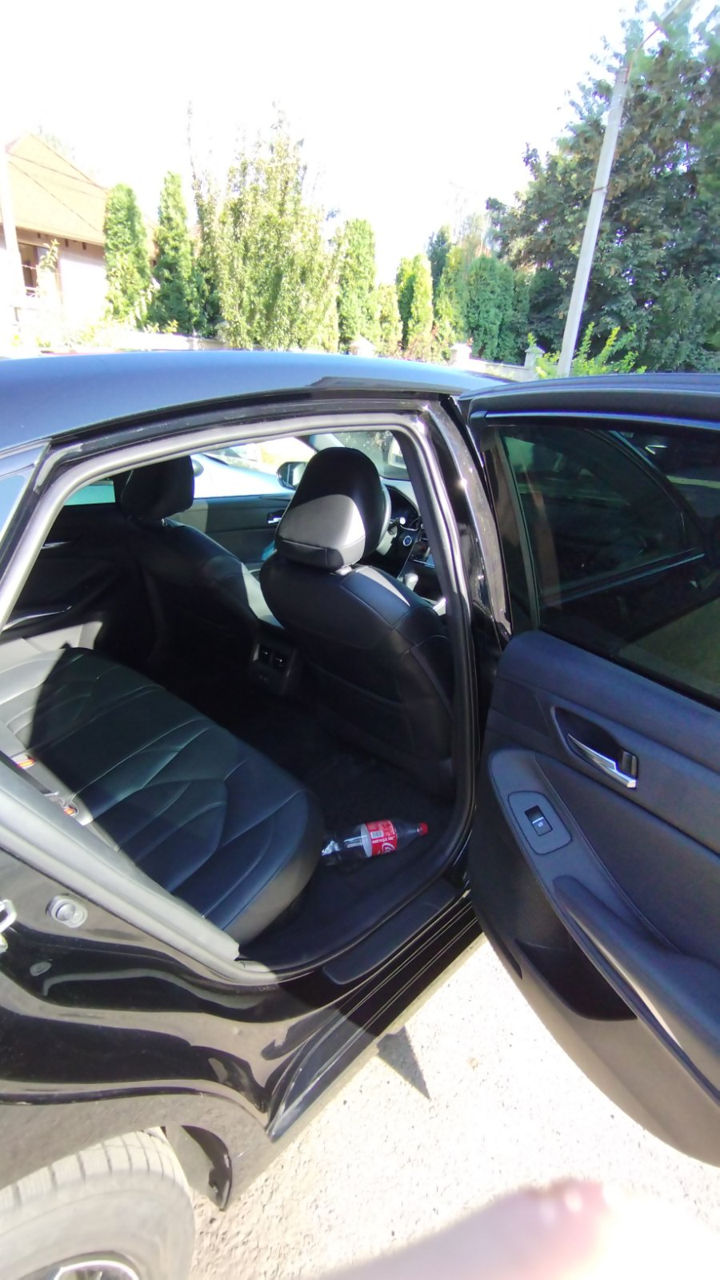 Toyota Avalon фото 1