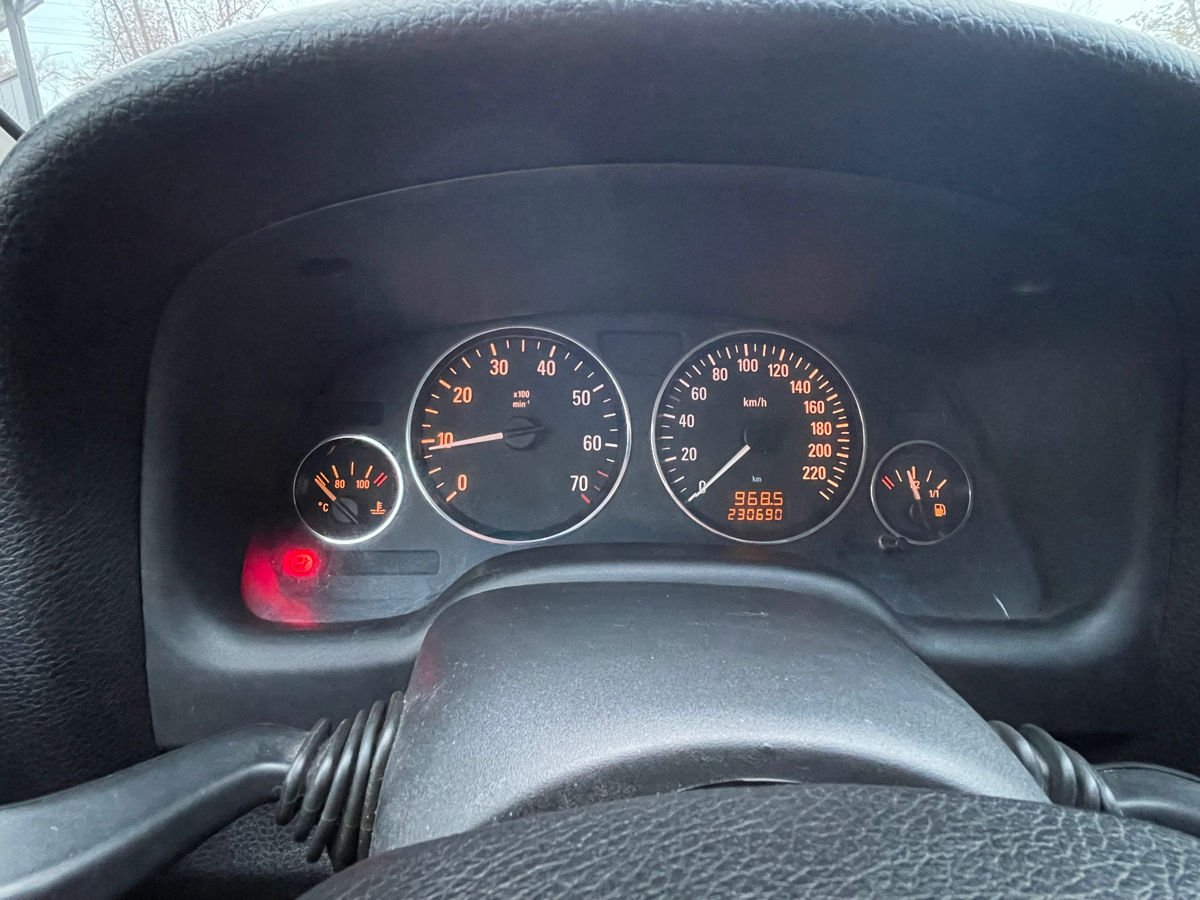 Opel Astra фото 5