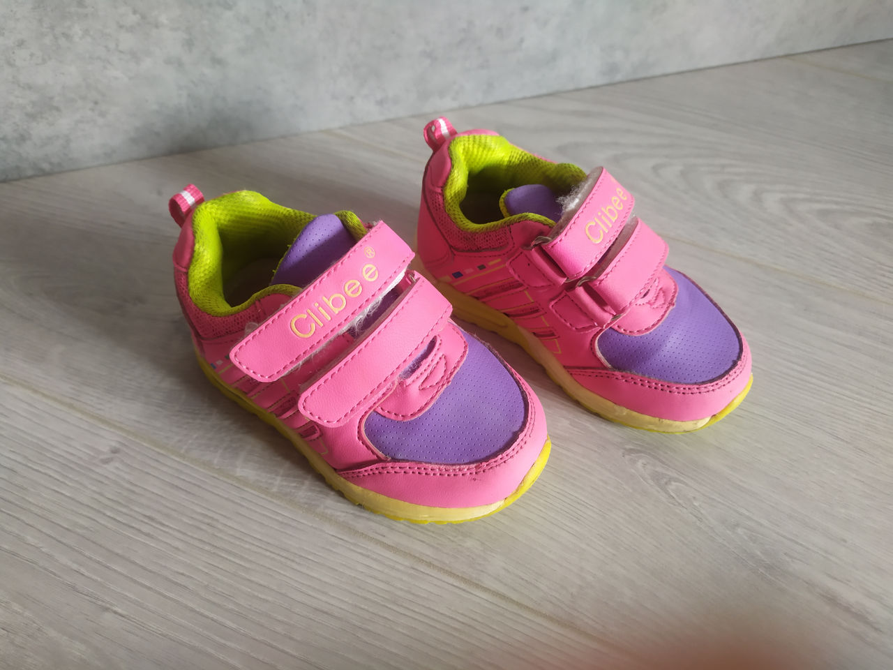 Продается б/у обувь!