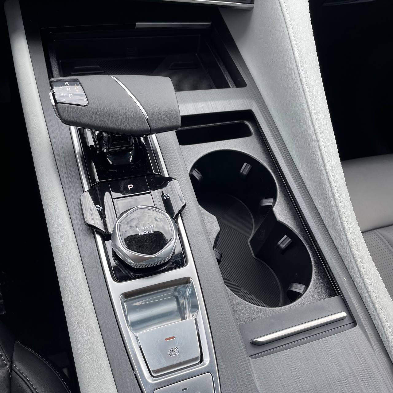 Changan CS75 фото 8