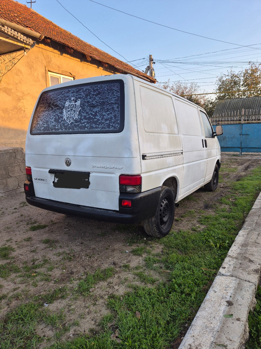 Piese  Запчасти  Volkswagen T4 1.9D foto 2