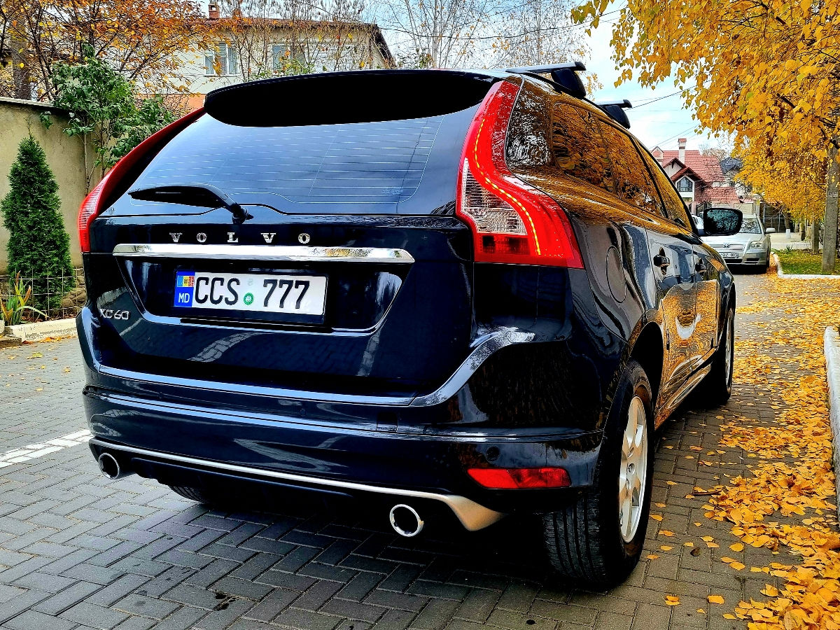 Volvo XC60 foto 3