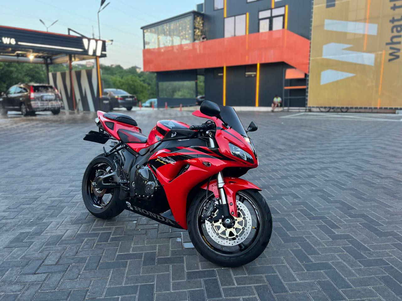 Honda CBR RR Fireblade foto 0