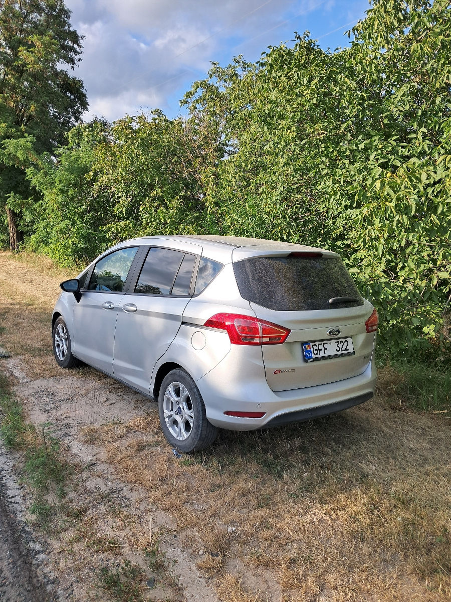 Ford B-Max foto 2