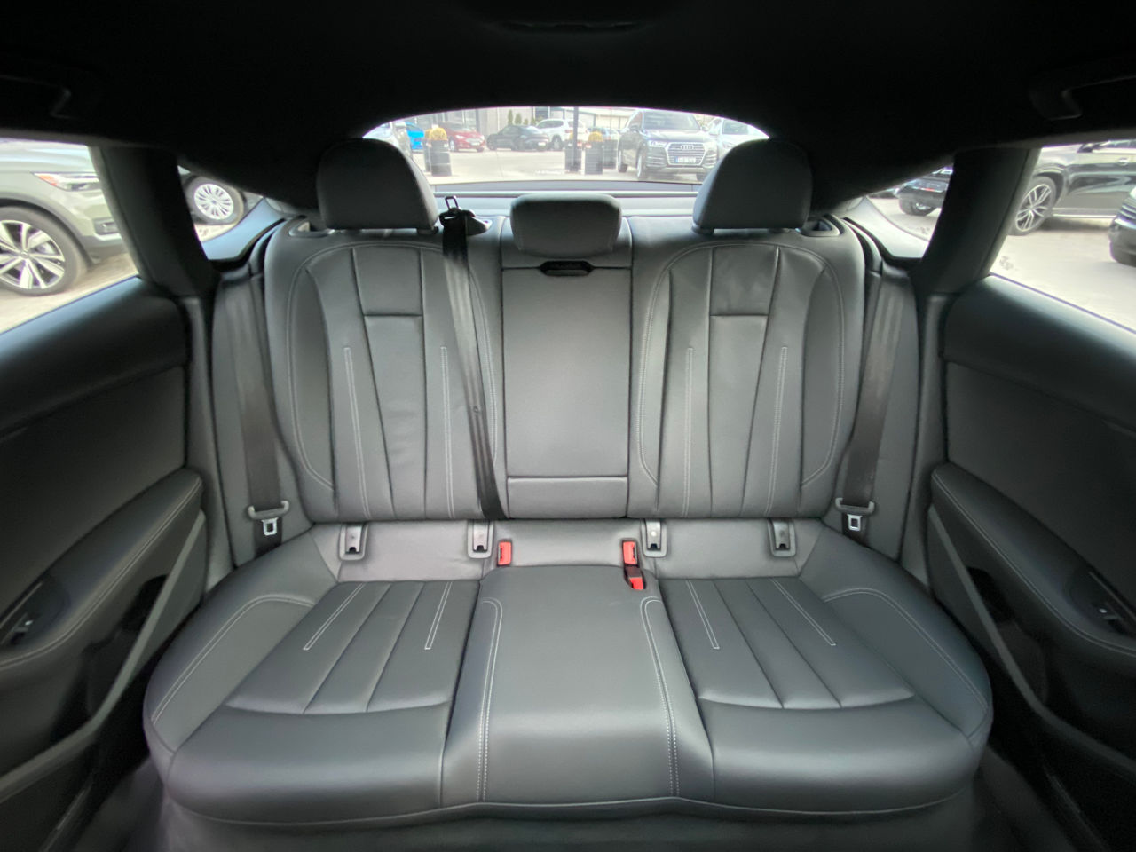 Audi A5 фото 15