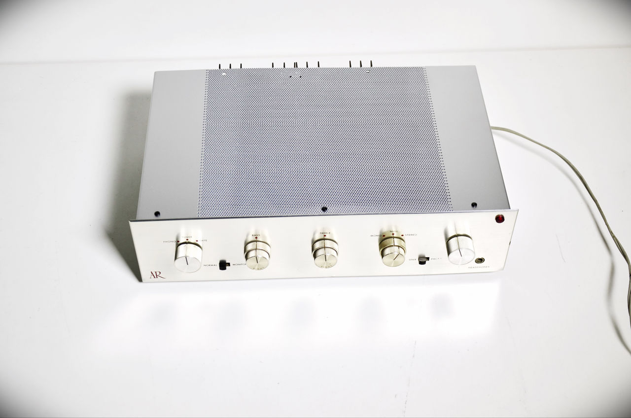 Acoustic Research AR AU Integrated Amplifier фото 1