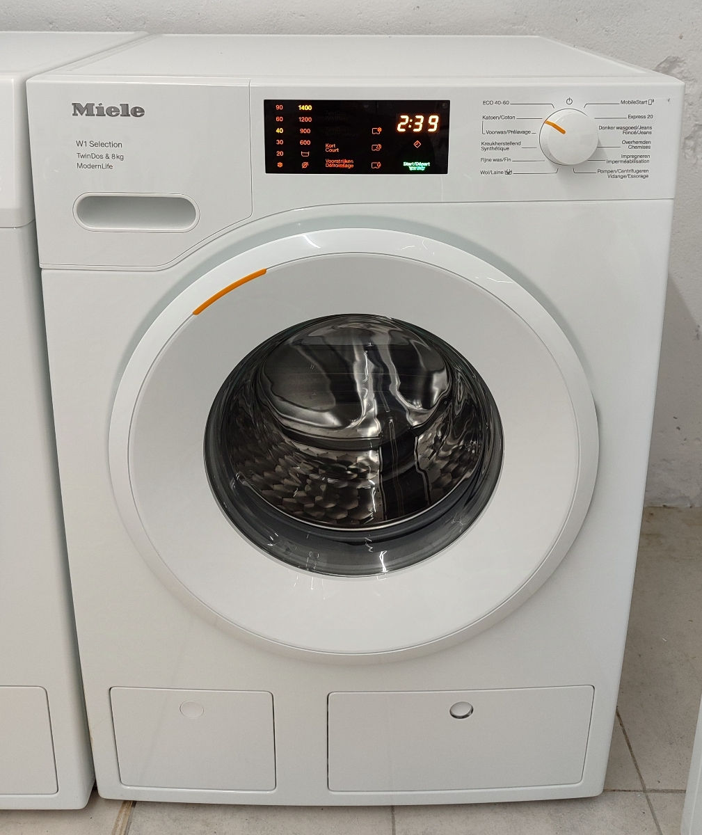 Стиральная машина Miele W1 фото 1