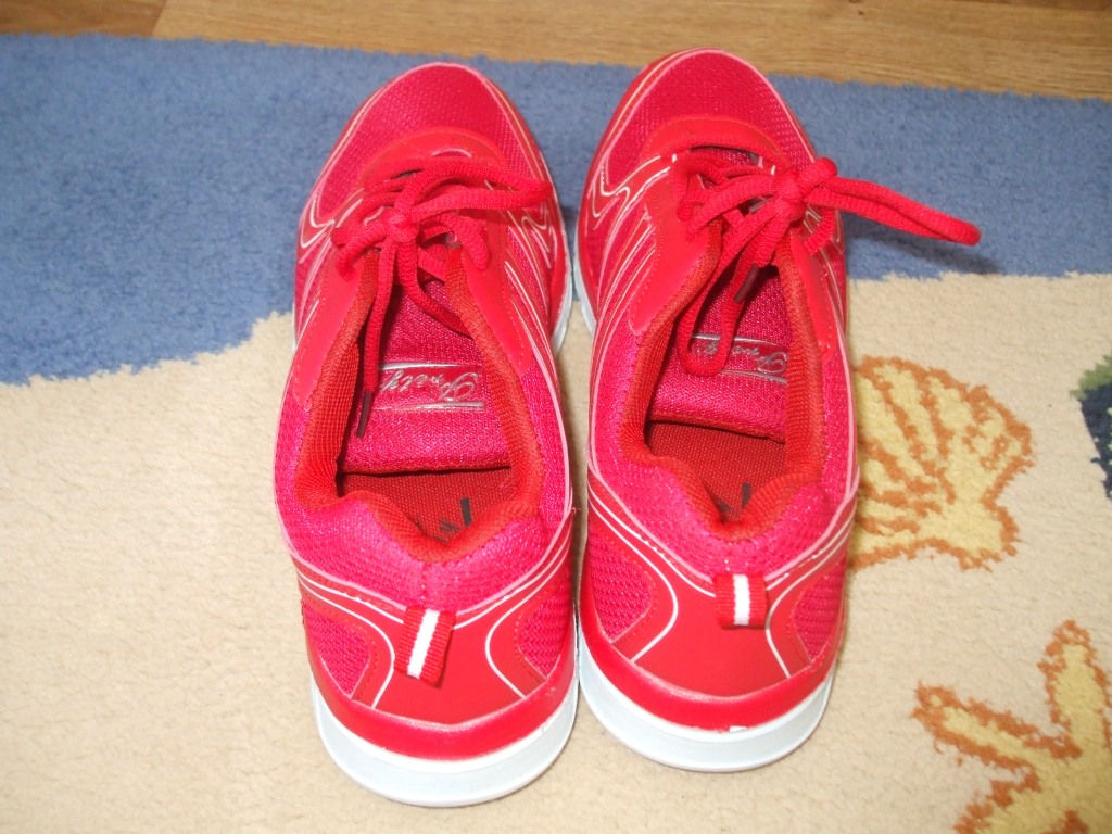 Adidasi rosii R42 foto 2