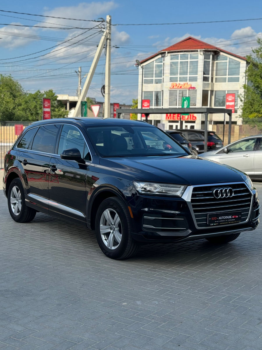 Audi Q7 foto 1