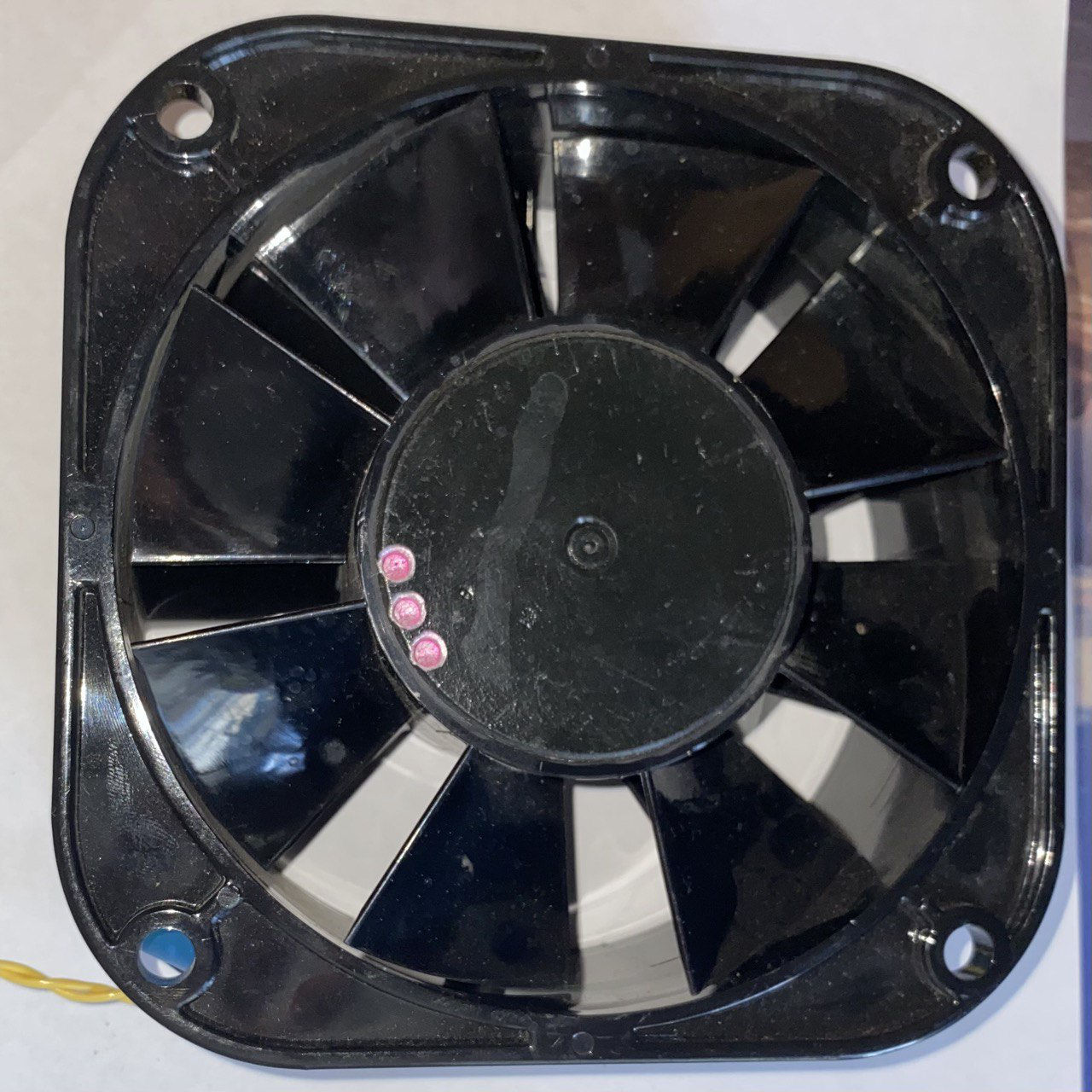 Вентилятор осевой 1,25эв-2,8-6-3270У4 (140х140х51мм)