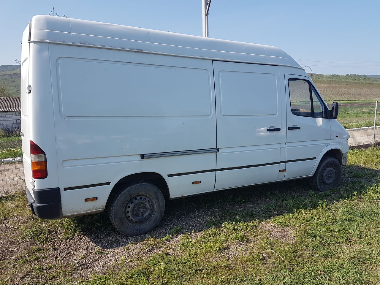 Dezmembrez Mercedes Sprinter 311/ 312. foto 1