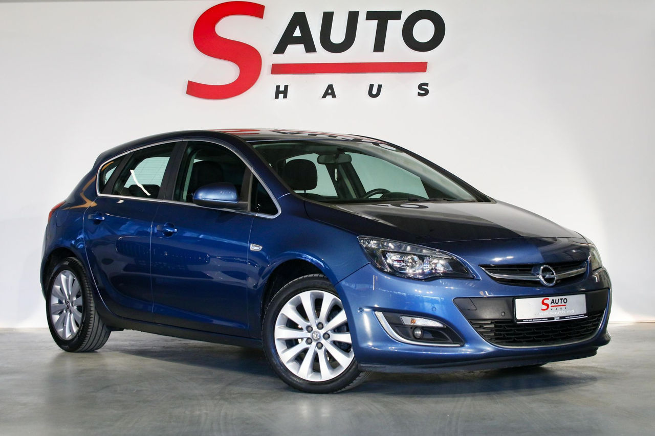 Opel Astra фото 1