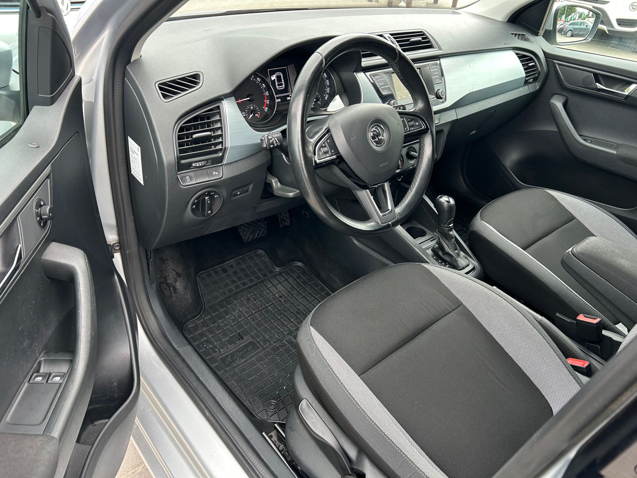 Skoda Fabia foto 6