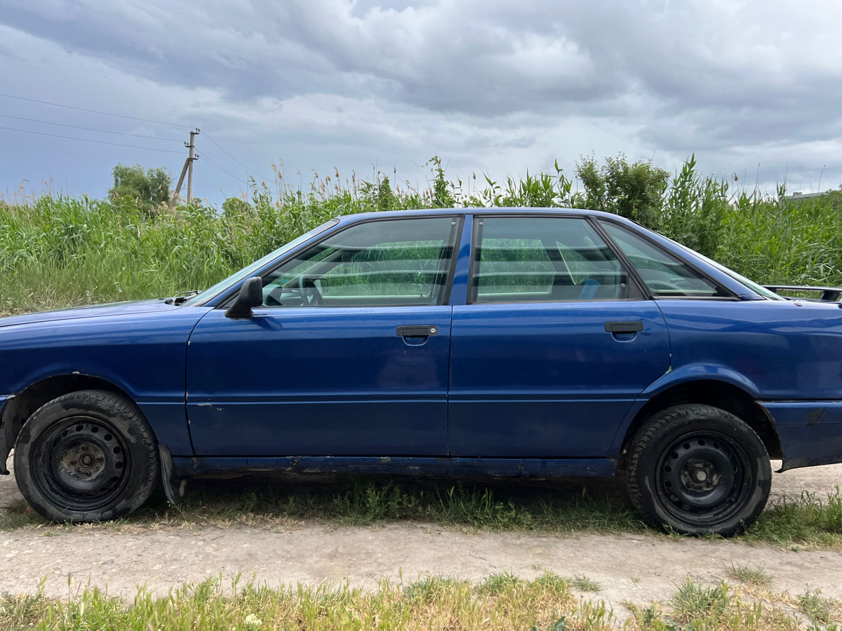 Audi 80