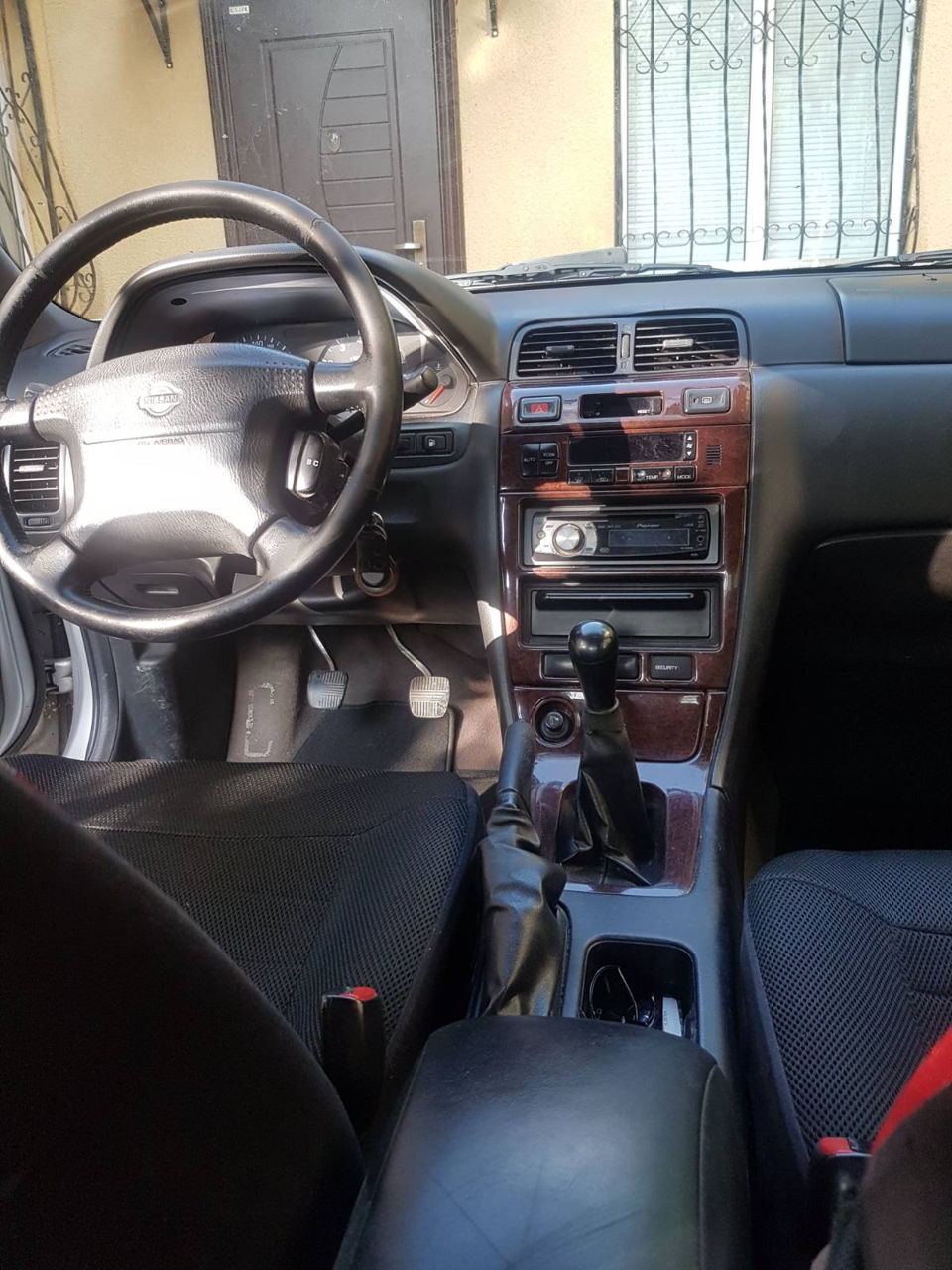 Nissan Maxima foto 4