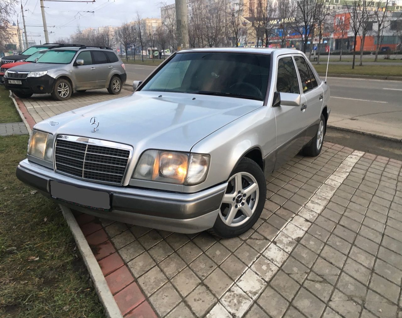 Мерседес w124 e200