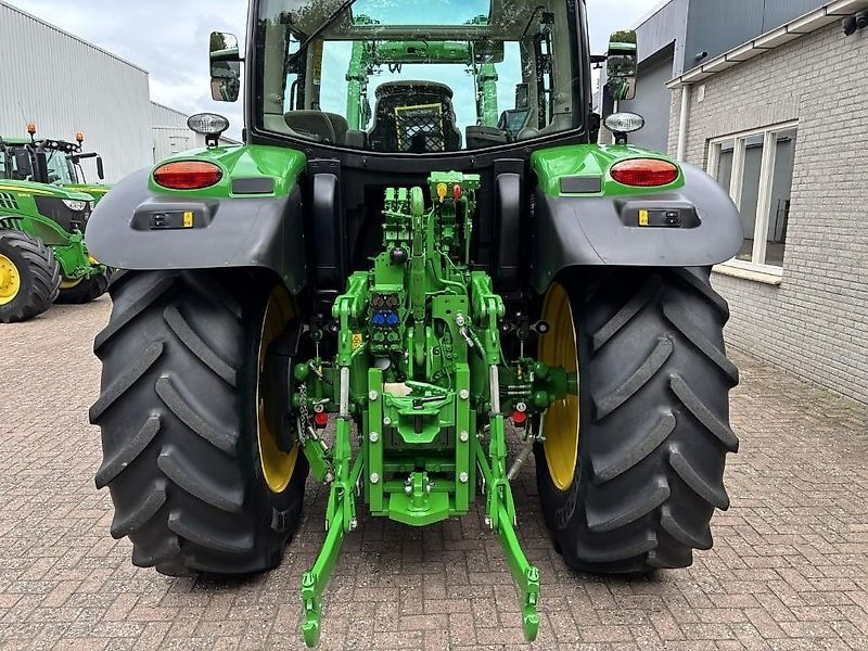 John Deere 6R130